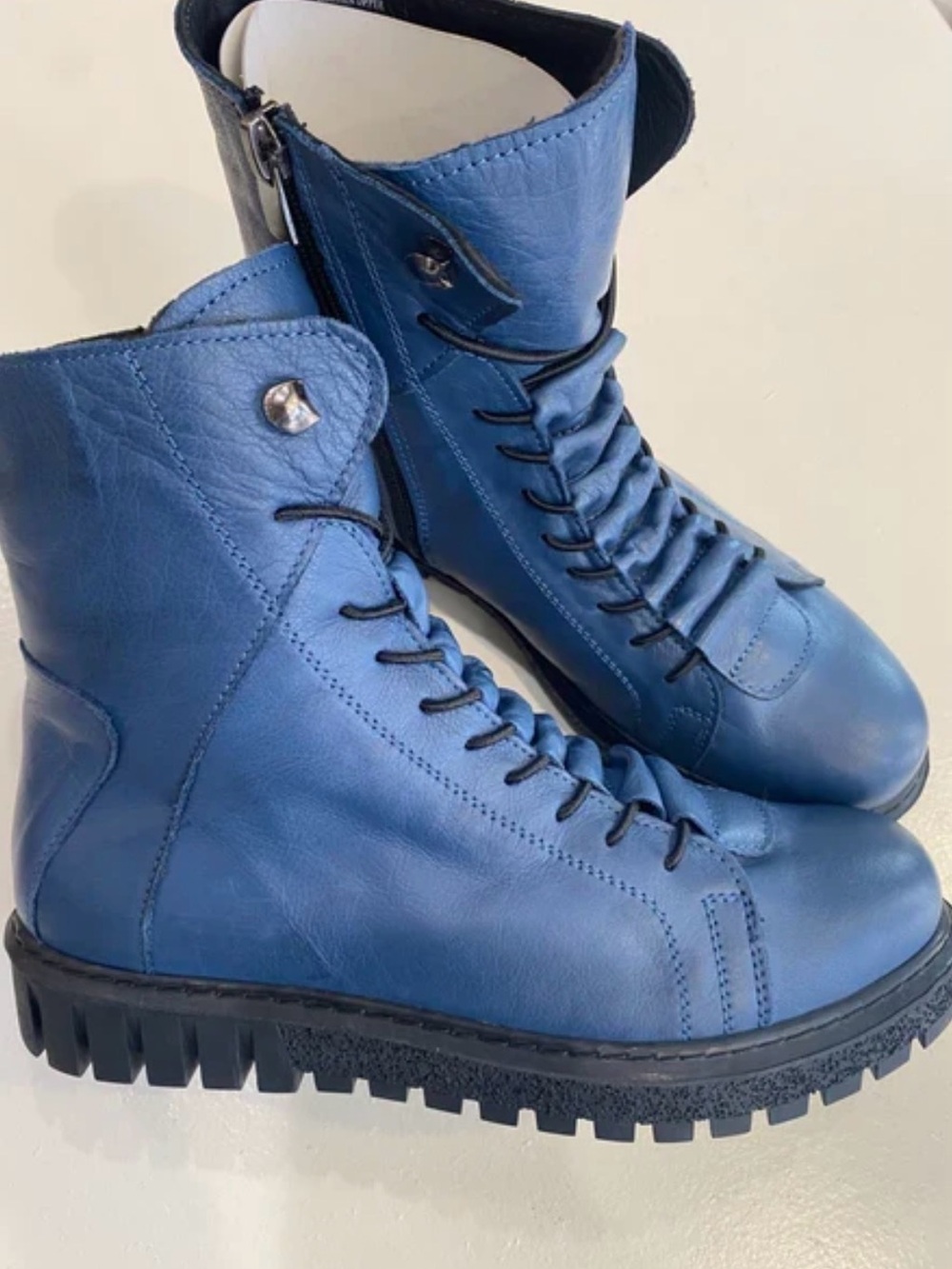 Miz Mooz Size 9 EUR 40 Buster Leather 
Lace up Combat Ankle Boots